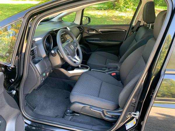2019 Honda Fit EX / Like New / Low Mileage - cars & trucks - by... for sale in Cudahy, WI – photo 12