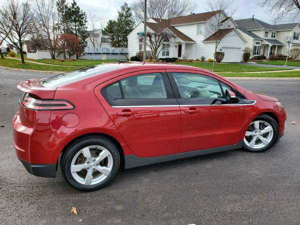 2013 Chevy Volt - Super Clean - cars & trucks - by owner - vehicle... for sale in Carol Stream, IL – photo 5