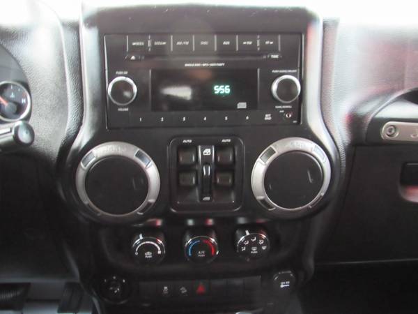 2015 Jeep Wrangler Unlimited 4WD Sport - cars & trucks - by dealer -... for sale in Rockford, IL – photo 20