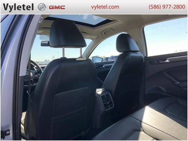 2017 Volkswagen Passat sedan 1.8T SE Auto - Volkswagen Reflex - cars... for sale in Sterling Heights, MI – photo 16