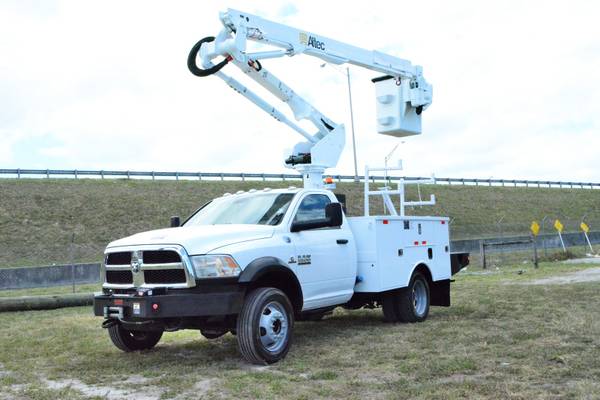 2013 DODGE RAM 5500 ALTEC BUCKET TRUCK 4X4 45FT - - by for sale in Hollywood, SC – photo 2
