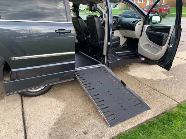2014 Chrysler Town and Country Touring Handicap Wheelchair Side for sale in Sterling Heights, MI – photo 16