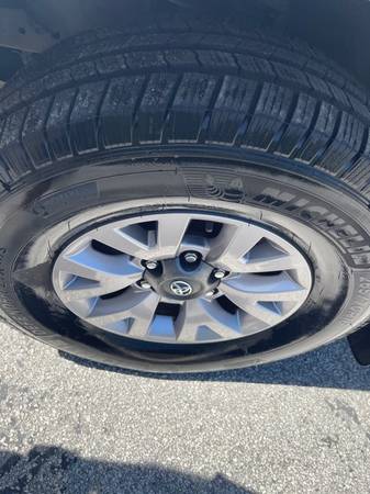2005 toyota tacoma crew cab pick up newer wheels/tires nice mint for sale in Deland, FL – photo 9
