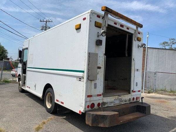 2004 Freightliner MT-55 16 FOOT STEP VAN GREAT - cars & trucks - by... for sale in Massapequa Park, NY – photo 8