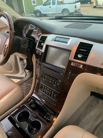 2009 Hybrid Escalade - cars & trucks - by owner - vehicle automotive... for sale in Golden Valley, AZ – photo 5