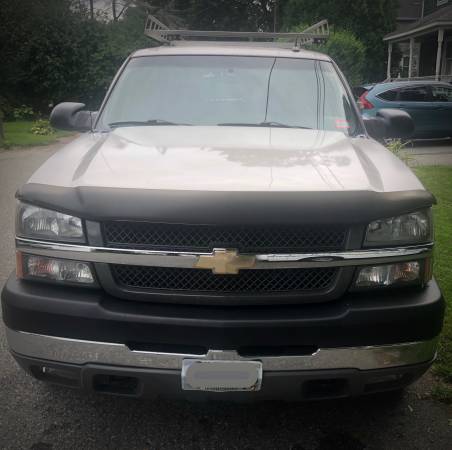 2005 Chevy 2500 HD crew cab for sale in Reading, MA – photo 3