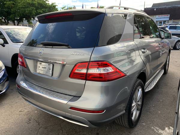 2012 Mercedes Benz ML 350 4matic clean title loaded - cars & trucks... for sale in Hollywood, FL – photo 10