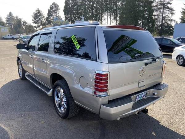 2004 Cadillac Escalade ESV - - by dealer - vehicle for sale in Eugene, OR – photo 6