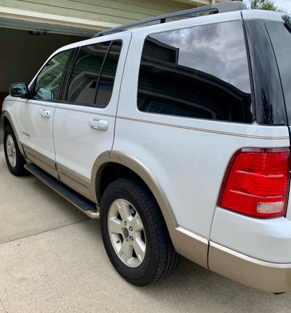 2004 Ford Explorer Eddie Bauer AWD for sale in Middleton, WI – photo 2
