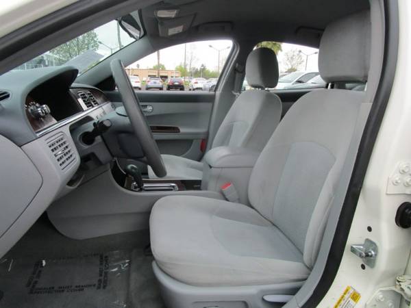 2007 Buick LaCrosse CX - LOW MILEAGE - V6 - GOOD ON GAS - GREAT... for sale in Sacramento , CA – photo 6