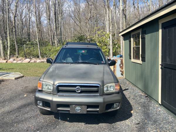 2004 Nissan Pathfinder runs but needs some TLC - - by for sale in Jim thorpe, PA – photo 2