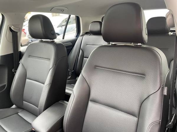 2015 Volkswagen Golf TDI SE Hatchback Leather Heated Seats, Moon... for sale in Portland, OR – photo 12