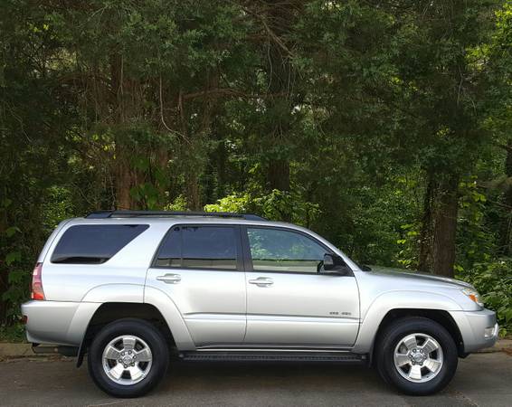 Titanium Silver 2004 Toyota 4Runner SR5/1 Owner/4x4/Tow for sale in Raleigh, NC – photo 5
