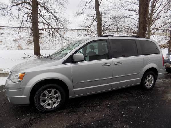 2008 Chrysler Town Country 4dr Wgn Touring - - by for sale in Norton, OH – photo 2