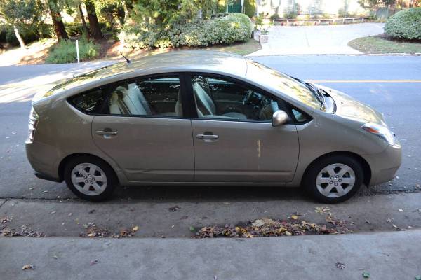 2005 TOYOTA PRIUS😄 *CLEAN TITLE*SMOGGED*REGISTERED* - cars & trucks... for sale in Sacramento , CA – photo 4