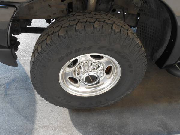 2002 Ford Excursion LIMITED! 4X4 7.3 Diesel 3rd Row Seating! for sale in Oakdale, CA – photo 8