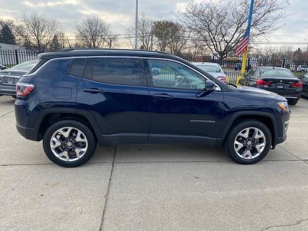 2018 Jeep Compass Limited 4WD - cars & trucks - by dealer - vehicle... for sale in Taylor, MI – photo 4