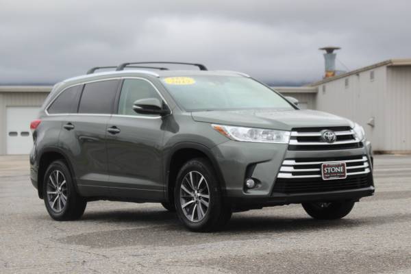 2017 TOYOTA HIGHLANDER SUV - - by dealer - vehicle for sale in Middlebury, VT – photo 3