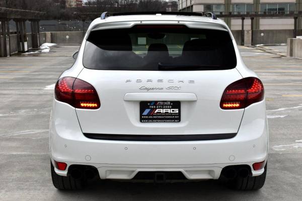 2013 Porsche Cayenne Type 92A - - by dealer - vehicle for sale in Arlington, District Of Columbia – photo 11