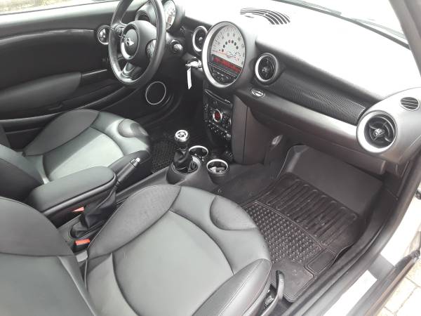 2013 Mini Cooper Sport Only 73,000 miles - cars & trucks - by owner... for sale in League City, TX – photo 5