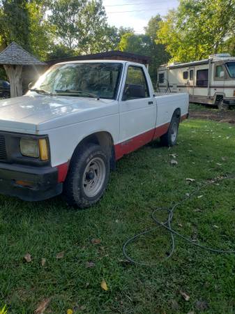 93 GMC Sonoma (s-10) - cars & trucks - by owner - vehicle automotive... for sale in Elyria, OH – photo 6