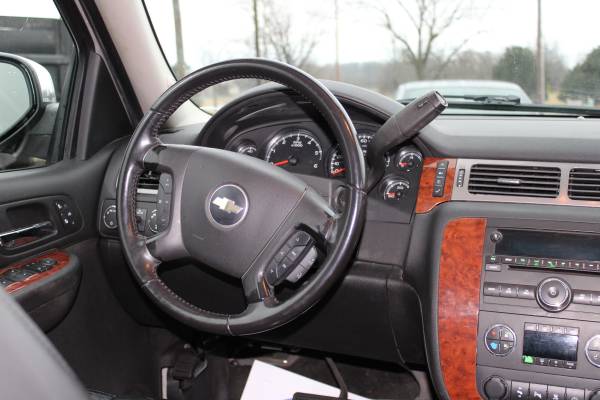 2008 Chevrolet Suburban 1500 LTZ - - by dealer for sale in Whitestown, IN – photo 14