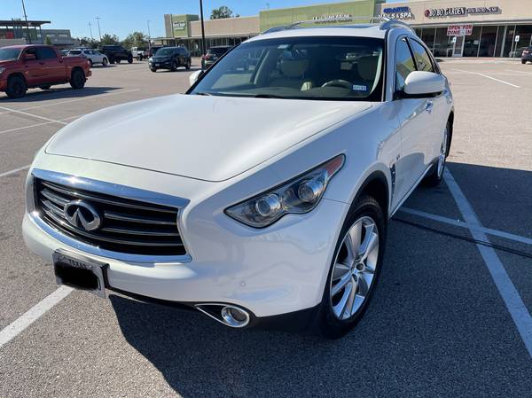 2014 INFINITI QX70 AWD - cars & trucks - by owner - vehicle... for sale in Cypress, TX – photo 2