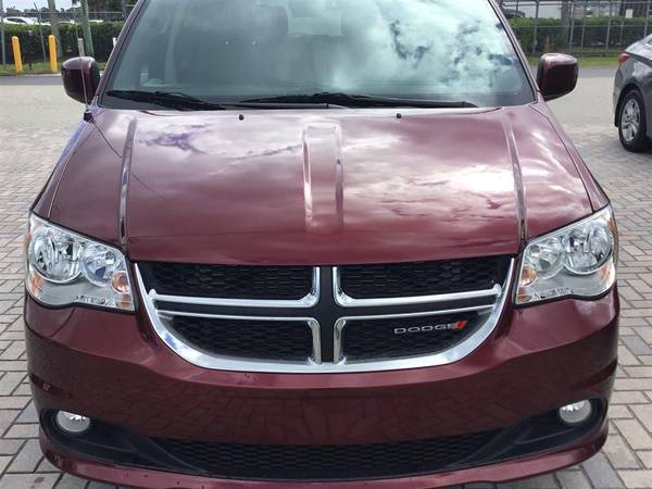 2017 Dodge Grand Caravan SXT - Lowest Miles / Cleanest Cars In FL -... for sale in Fort Myers, FL – photo 6