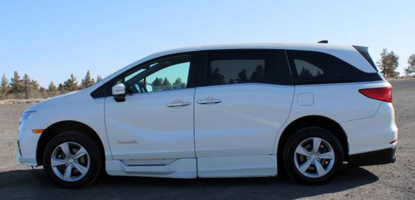 2019 Honda Odyssey EX-L HANDICAP VAN - - by for sale in Redmond, OR – photo 6
