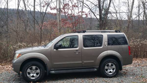 2005 NISSAN PATHFINDER - cars & trucks - by owner - vehicle... for sale in Ithaca, NY – photo 3