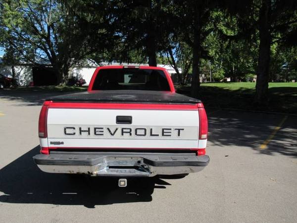 1995 Chevrolet C/K 1500 Series C1500 Silverado 2dr Extended Cab SB for sale in Bloomington, IL – photo 11