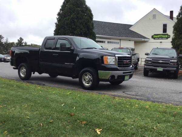 2008 GMC Sierra 2500HD 4WD Ext Cab 143.5" WT for sale in Hampstead, NH – photo 9