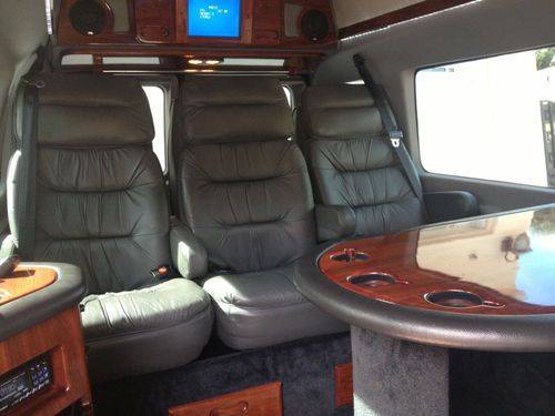 LIMO VAN "VIMO" E-250 for sale in Lamont, CA – photo 3
