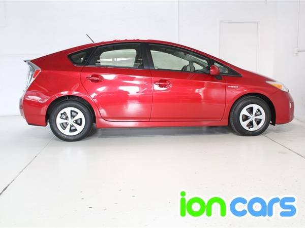 2015 Toyota Prius 3 Three Hatchback 4D - cars & trucks - by dealer -... for sale in Oakland, CA – photo 6