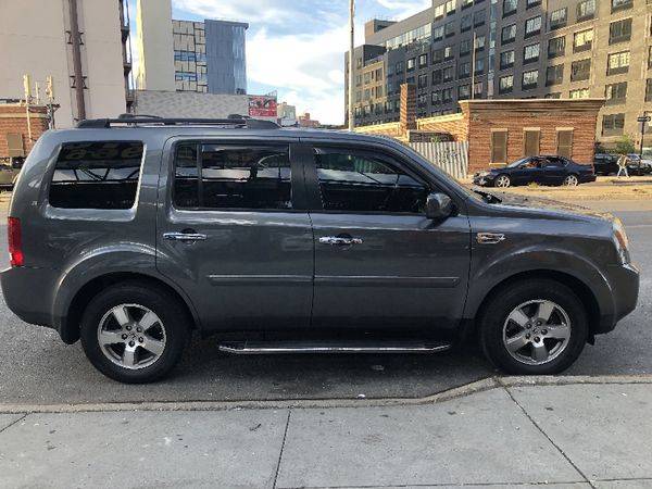 2011 Honda Pilot EX-L 4WD 5-Spd AT with Navigation - EVERYONES... for sale in Brooklyn, NY – photo 12
