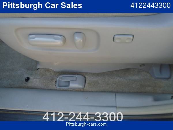 2007 Toyota Sienna 5dr 7-Passenger Van LE FWD with Auxiliary input... for sale in Pittsburgh, PA – photo 10