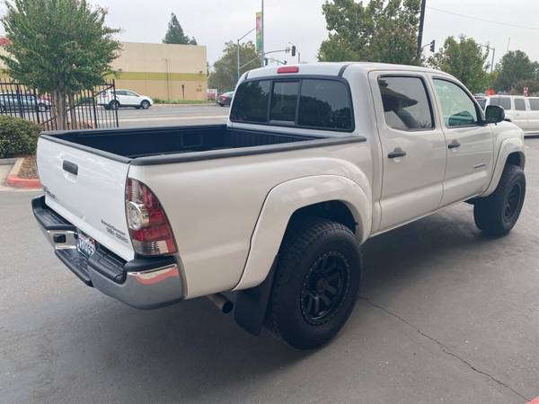 2010 Toyota Tacoma PreRunner V6 4x2 4dr Double Cab 5.0 ft SB 5A -... for sale in Sacramento , CA – photo 3