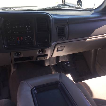 2005 CHEVROLET AVALANCHE - - by dealer - vehicle for sale in Cedar Rapids, IA – photo 8