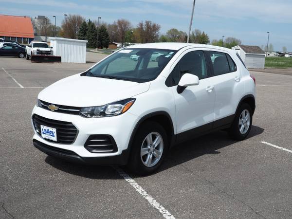 2017 Chevrolet Chevy Trax LS - - by dealer - vehicle for sale in Hastings, MN – photo 9