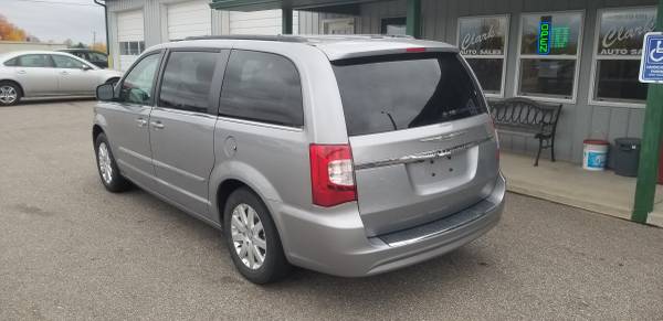 2013 CHRYSLER TOWN AND COUNTRY**STO-N-GO** - cars & trucks - by... for sale in LAKEVIEW, MI – photo 5