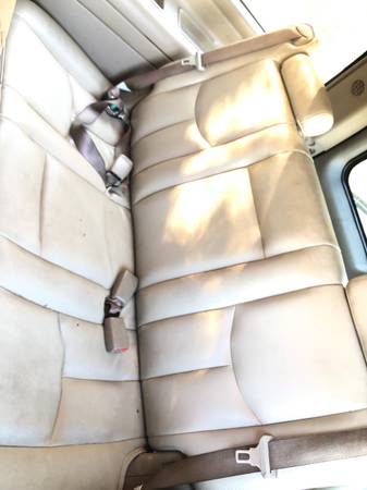 SMOGGED 2005 Chevy Tahoe XL-Leather-3rd Row Seat!! ($3950) - cars &... for sale in Gardena, CA – photo 9