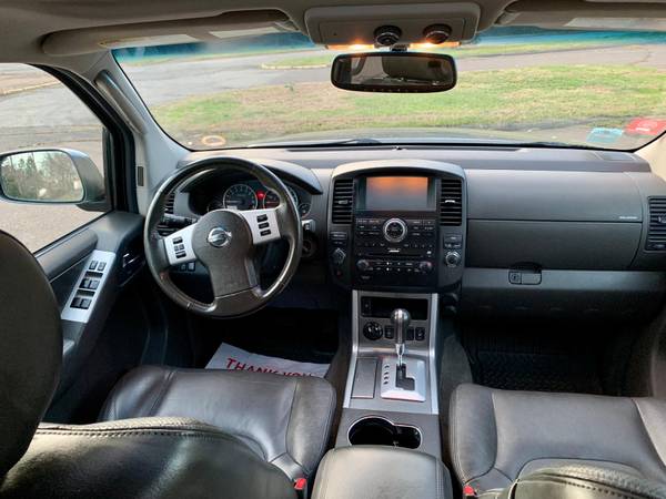 2009 Nissan Patfinder 4x4 - cars & trucks - by owner - vehicle... for sale in Branford, CT – photo 8
