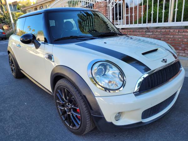 2009 Mini John Cooper Works JCW 211hp 6 Speed Manual White Gas Saver for sale in Los Angeles, CA – photo 18