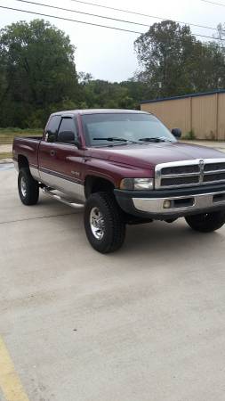 01 dodge ram 2500 cummins dsl - cars & trucks - by owner - vehicle... for sale in Vicksburg, MS – photo 2