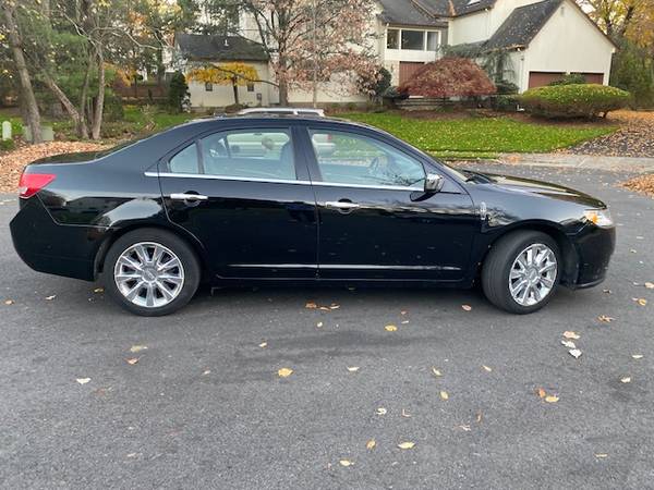 2012 Lincoln MKZ AWD 3.6L - cars & trucks - by owner - vehicle... for sale in Closter, NJ – photo 4