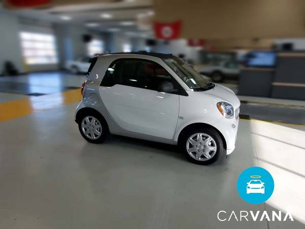 2017 smart fortwo Proxy Hatchback Coupe 2D coupe Silver - FINANCE -... for sale in Memphis, TN – photo 14