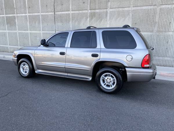 2000 Dodge Durango SLT. 3RD ROAD SITTER! FINANCING AVAILABLE - cars... for sale in Arleta, CA – photo 5