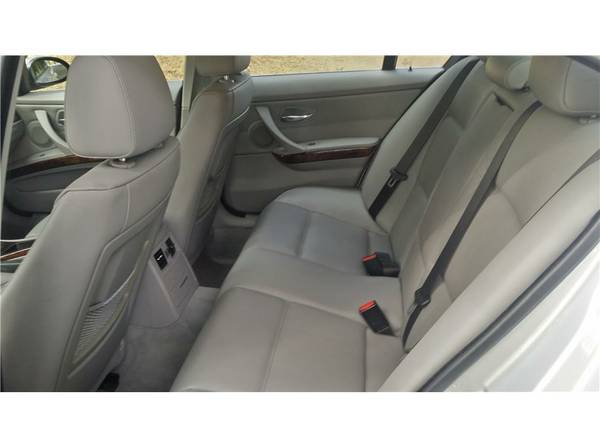 2006 BMW 3 Series 330i Sedan 4D LEATHER SUNROOF PRICE REDUCED for sale in Modesto, CA – photo 9