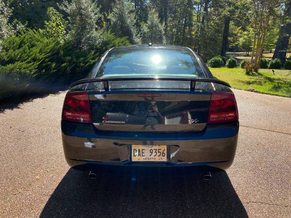 2006 Dodge Charger R/T - cars & trucks - by owner - vehicle... for sale in Nesbit, TN – photo 4