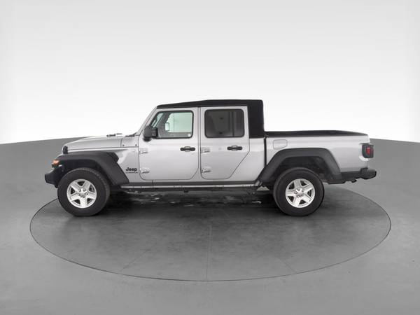 2020 Jeep Gladiator Sport Pickup 4D 5 ft pickup Gray - FINANCE... for sale in Corpus Christi, TX – photo 5